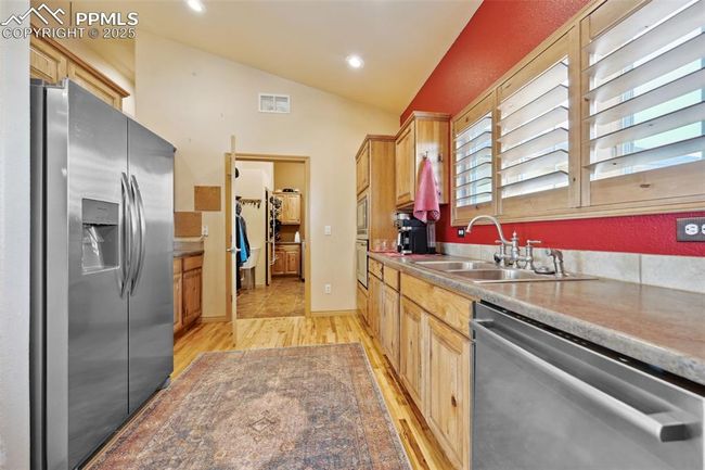 1625 N Yoder Rd, House other with 6 bedrooms, 4 bathrooms and 6 parking in Yoder CO | Image 8