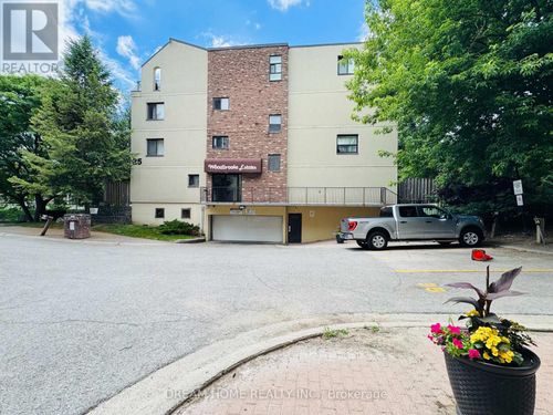 11-25 Pebble Byway, North York, ON, M2H3J6 | Card Image