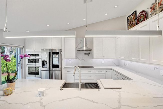 730 Bayside Ln, House other with 4 bedrooms, 3 bathrooms and null parking in Weston FL | Image 20