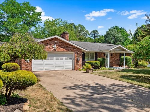494 Angela Dr, Aliquippa, PA, 15001-1912 | Card Image