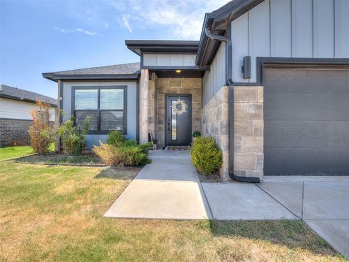8104 Nw Nw 151st Circle, Edmond, OK, 73013-5973 | Card Image