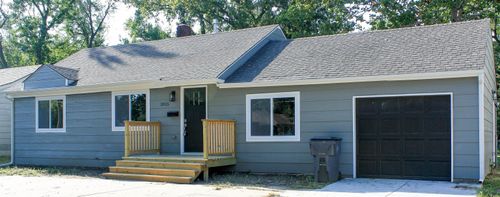 2825 E Pawnee St, Wichita, KS, 67211-5523 | Card Image