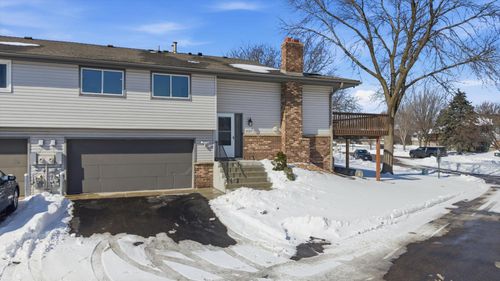 625 Portland Pl, Burnsville, MN, 55337-4639 | Card Image