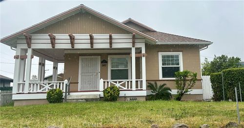 987 W Hill, San Bernardino, CA, 92407 | Card Image