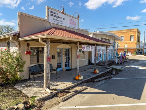 504 E Avenue C, Valley Mills, TX, 76689-4455 | Card Image