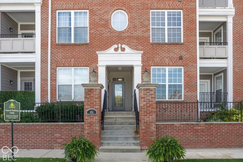 3h-451 American Way N, Carmel, IN, 46032-7622 | Card Image