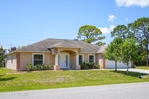 550 Brickell St Se, PALM BAY, FL, 32909-4471 | Card Image