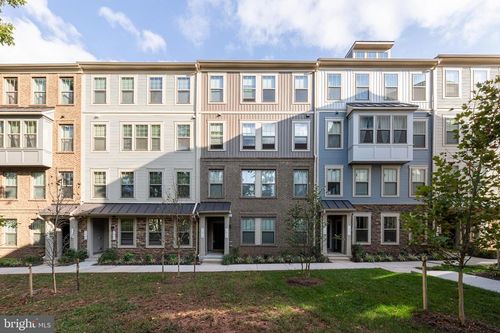 707 Thomas Ln, MANASSAS PARK, VA, 20111 | Card Image