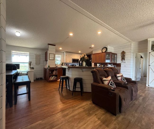 447 W Fm 1606, House other with 3 bedrooms, 2 bathrooms and 2 parking in Ira TX | Image 10