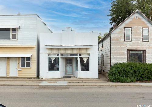 306 Fairford St W, Moose Jaw, SK, S6H1V9 | Card Image