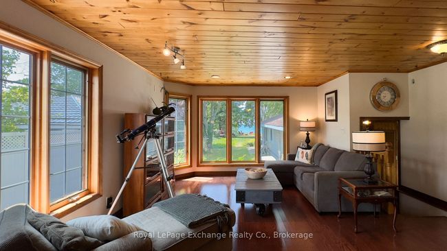 46 Bell Dr, House other with 5 bedrooms, 2 bathrooms and 4 parking in Kincardine ON | Image 13