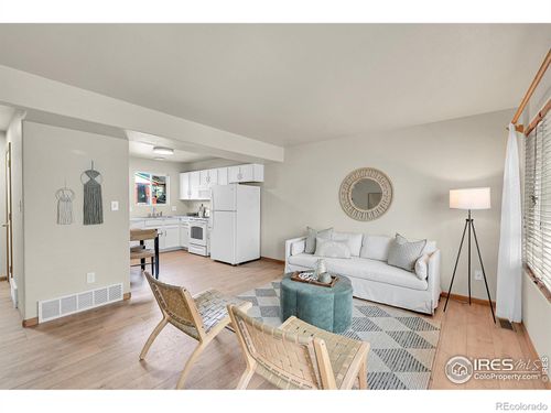 1325 Darrell Rd, Evans, CO, 80620-1438 | Card Image