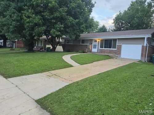 9842 Monarch Drive, St Louis, MO, 63136 | Card Image