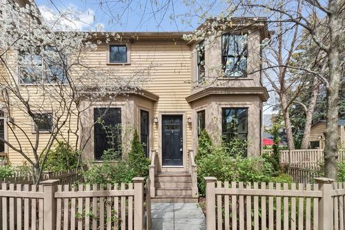 3-17 Perry St, Cambridge, MA, 02139-3994 | Card Image