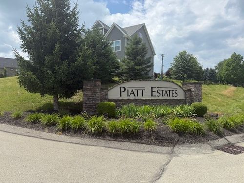107 Piatt Estates Dr, Washington, PA, 15301-8692 | Card Image