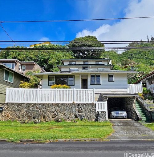 2826 Manoa Road, Honolulu, HI, 96822 | Card Image