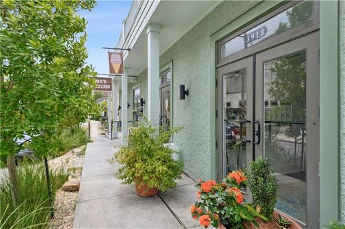 204-3918 Baronne St, New Orleans, LA, 70115-5313 | Card Image