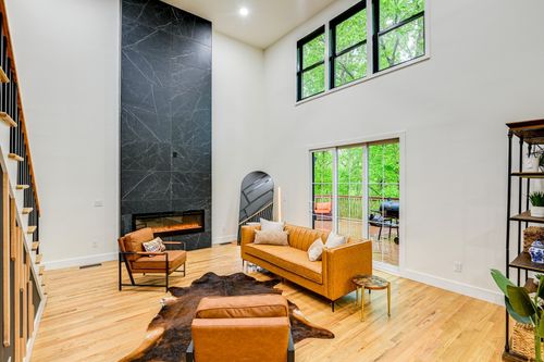 930 Downey Dr, Nashville, TN, 37205-1006 | Card Image