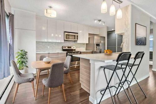 204-1512 16 Ave Sw, Calgary, AB, T3C0Z8 | Card Image