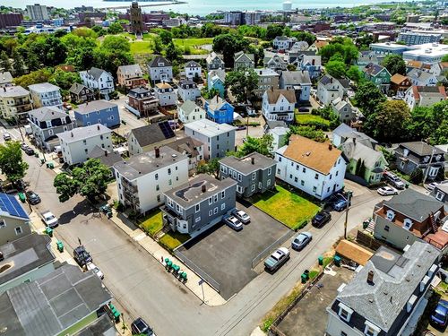 19-17-19 Acorn St, Lynn, MA, 01902-3852 | Card Image