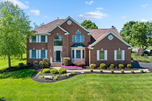 4 Hastings Rd, BELLE MEAD, NJ, 08502-5336 | Card Image