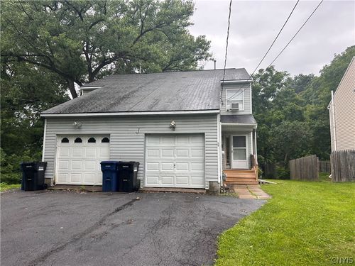 104 Depalma Ave, Syracuse, NY, 13204-3302 | Card Image