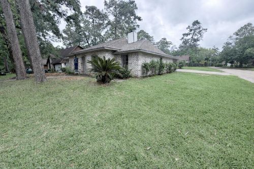 2102 Lake Creek Dr, Kingwood, TX, 77339-1711 | Card Image