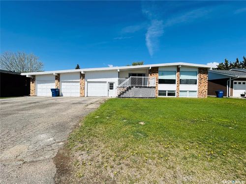 312 Elm Ave, Wapella, SK, S0G | Card Image