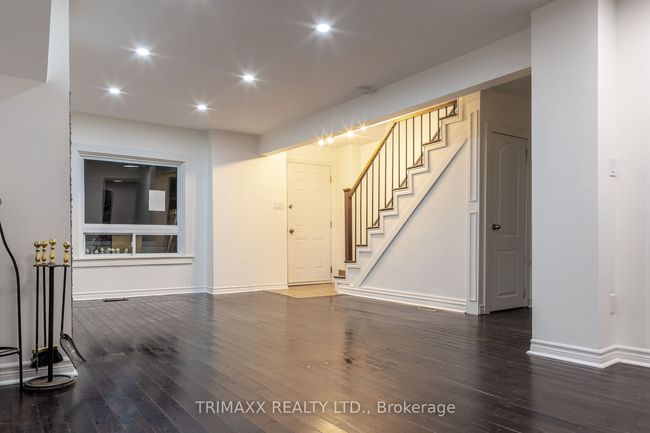 45 Chestnut St E, House other with 3 bedrooms, 2 bathrooms and 2 parking in Saint Catharines ON | Image 7