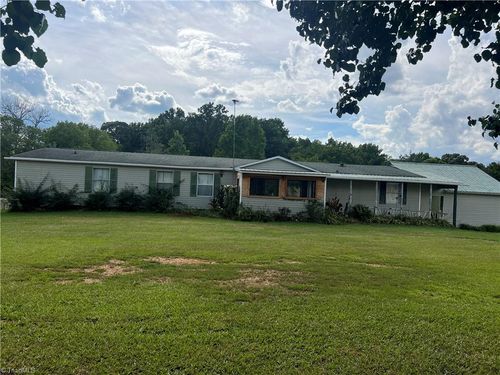 230 Johnson Dairy Rd, Rockwell, NC, 28138-6737 | Card Image