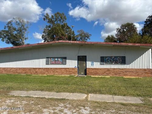 307 4th St, Rayne, LA, 70578-5214 | Card Image