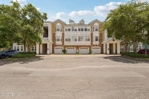 2038-8550 Touchton Rd, Jacksonville, FL, 32216-1153 | Card Image