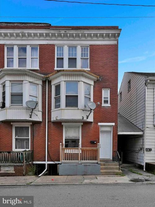 35 Belvidere Ave, YORK, PA, 17401-3345 | Card Image