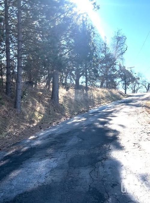26800 El Camino Dr, Tehachapi, CA, 93561 | Card Image