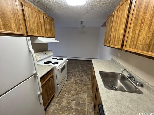 306-1808 Eaglesham Ave, Weyburn, SK, S4H3A8 | Card Image
