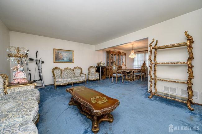 98 S Cliff Rd, House other with 4 bedrooms, 4 bathrooms and null parking in Colonia NJ | Image 5