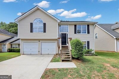 3015 Stonebridge Creek Drive, House other with 3 bedrooms, 2 bathrooms and 2 parking in Lithonia GA | Image 1