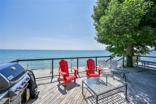 61 Horseshoe Bay Rd, Dunnville, ON, N1A2W8 | Card Image