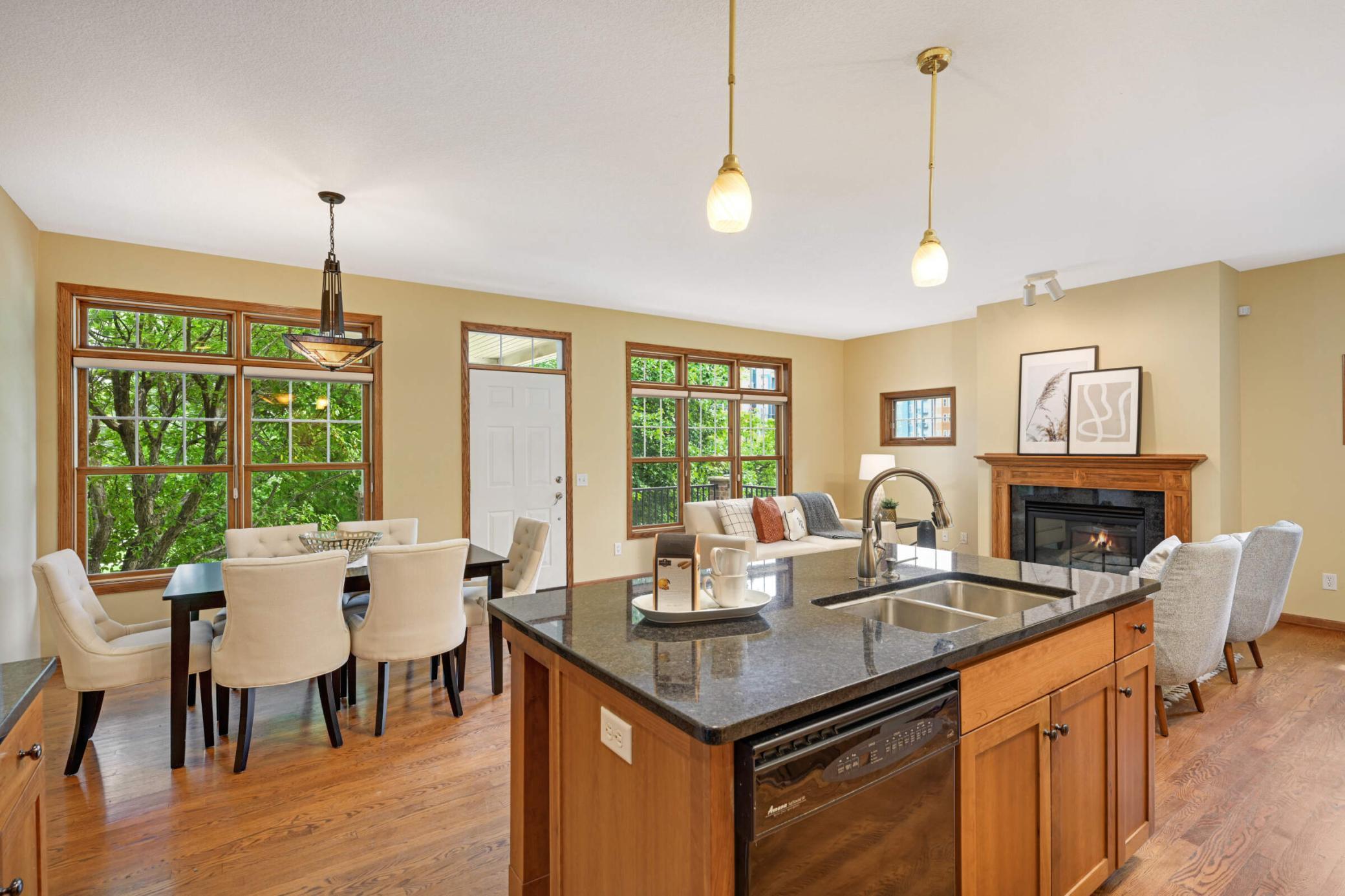 Deer Park, Saint Paul, MN 55116