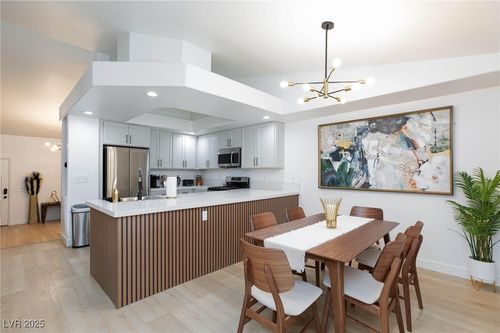 9762 Silver Dusk Ct, Las Vegas, NV, 89183-6313 | Card Image