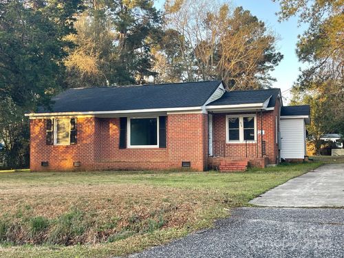 407 Dogwood Cir, Cheraw, SC, 29520-2913 | Card Image