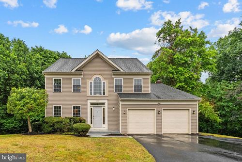 10303 Augusta Ct, Fredericksburg, VA, 22408-2598 | Card Image