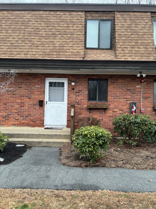 unit-2f-11 King Arthur Dr, Niantic, CT, 06357-1216 | Card Image