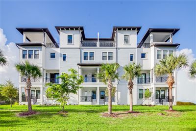 3047 Bermuda Sloop Circle, Townhouse with 3 bedrooms, 3 bathrooms and null parking in Ruskin FL | Image 3