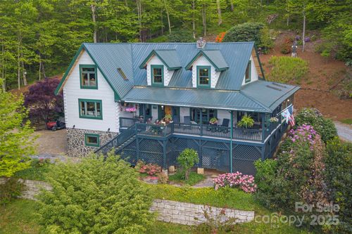 6a-806 Twin Brook Dr, Waynesville, NC, 28785-7719 | Card Image