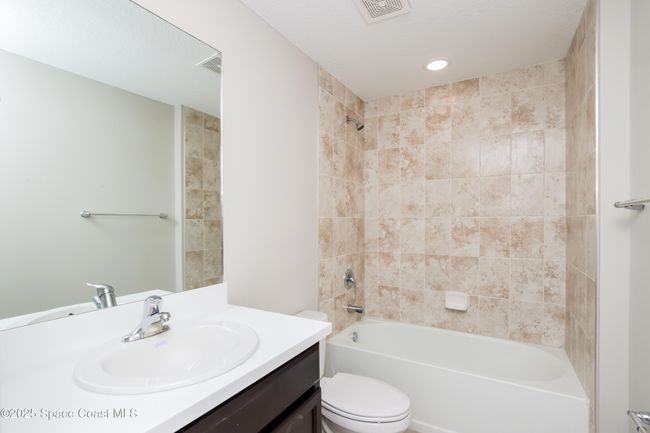 2267 Whiteside Ave Se, House other with 4 bedrooms, 2 bathrooms and null parking in Palm Bay FL | Image 7