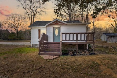 116 Bullins Ln, Asheboro, NC, 27205-1608 | Card Image