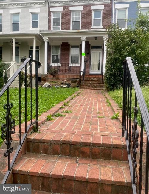 721 K St Ne, WASHINGTON, DC, 20002-3634 | Card Image