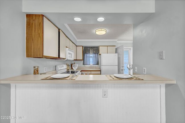 APT-203B - 400 Virginia Ave, Condo with 2 bedrooms, 2 bathrooms and null parking in Carolina Beach NC | Image 12