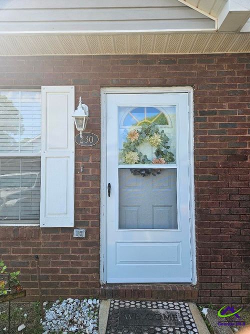 230 Katelyn Cir, Warner Robins, GA, 31088-8947 | Card Image
